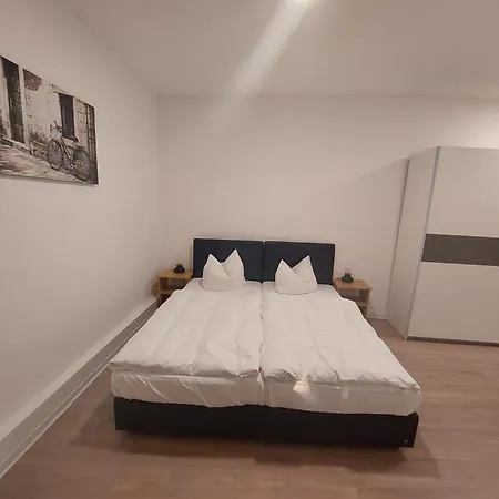 Apartment Gaestewohnung Heinrich Heine Schule Bad Durrenberg