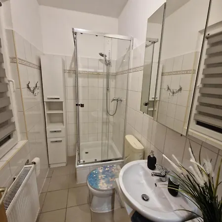 Apartment Gaestewohnung Heinrich Heine Schule
